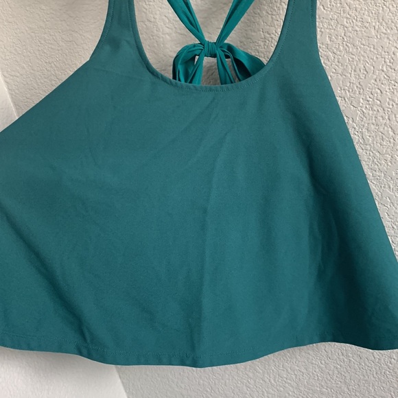 Kimchi Blue flowy blouse - Picture 7 of 10